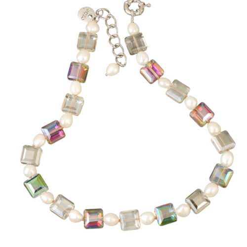 Faye Crystals-Pearls Necklace. 13mm square faceted crystals interspersed with 9mm Freshwater pearls Hand Knotted necklace. Length 44cm +5cm extension. Weight 60 grams.