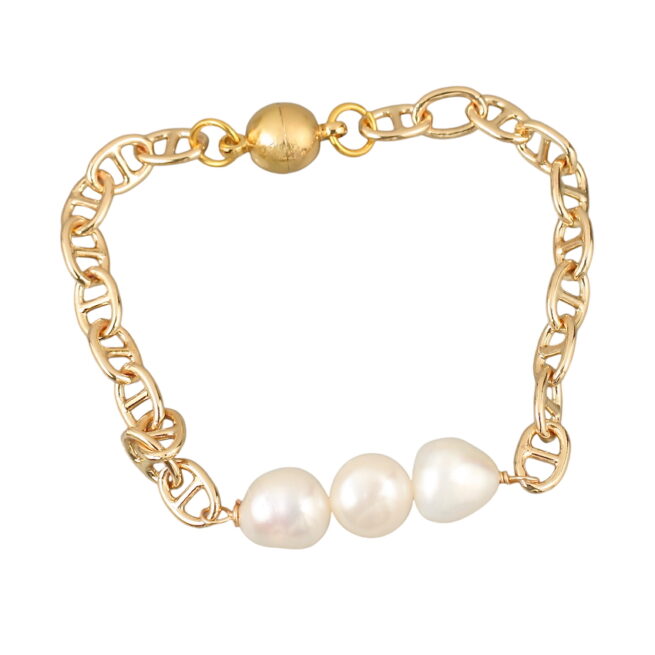 Cleo Pearl Chain Bracelet. 3 x 9mm natural white freshwater pearls on 18k gold plated brass chain bracelet with a magnetic clasp. Length 18cm.